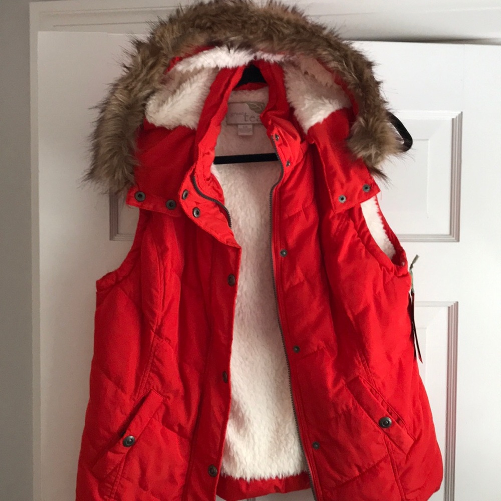 NWT Puffer Vest